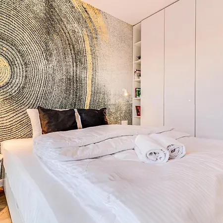 Rentplanet - Michalczyka Apartment