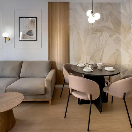 Rentplanet - Michalczyka * فروتسواف